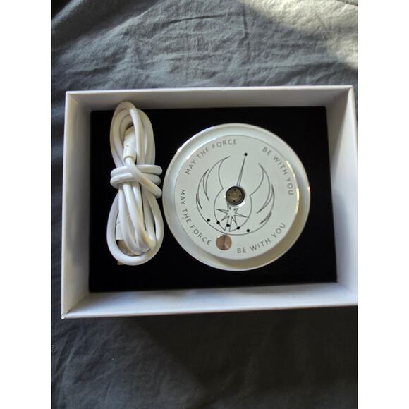 New Hotel Collection STAR WARS LIGHT SIDE CHAUFFEUR CAR DIFFUSER - Picture 3 of 5